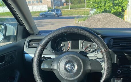 Volkswagen Jetta VI, 2012 год, 985 000 рублей, 15 фотография