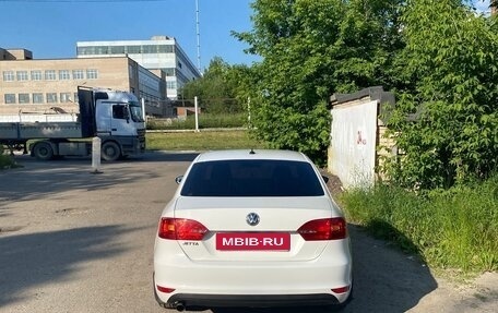 Volkswagen Jetta VI, 2012 год, 985 000 рублей, 5 фотография