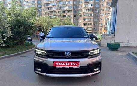 Volkswagen Tiguan II, 2018 год, 2 465 000 рублей, 2 фотография