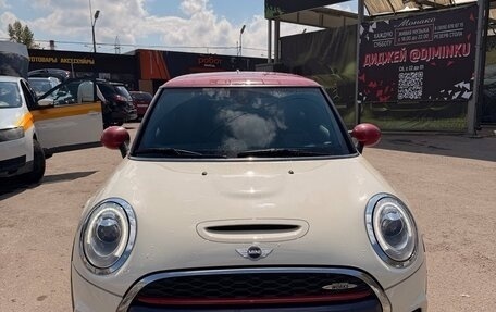 MINI Hatch, 2016 год, 2 450 000 рублей, 3 фотография