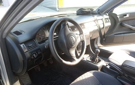 Audi A6, 1999 год, 550 000 рублей, 7 фотография