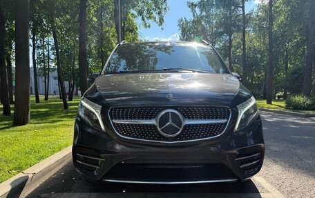 Mercedes-Benz V-Класс, 2019 год, 6 000 000 рублей, 6 фотография