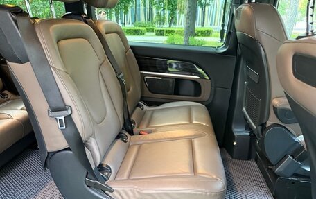 Mercedes-Benz V-Класс, 2019 год, 6 000 000 рублей, 23 фотография