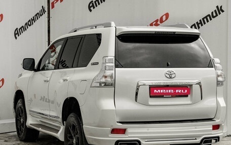 Toyota Land Cruiser Prado 150 рестайлинг 2, 2011 год, 3 320 000 рублей, 4 фотография