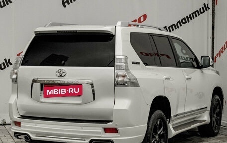 Toyota Land Cruiser Prado 150 рестайлинг 2, 2011 год, 3 320 000 рублей, 6 фотография