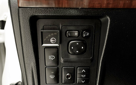 Toyota Land Cruiser Prado 150 рестайлинг 2, 2011 год, 3 320 000 рублей, 35 фотография