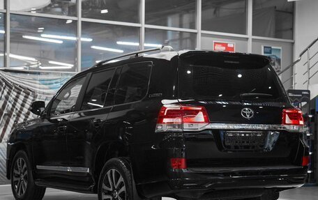 Toyota Land Cruiser 200, 2015 год, 4 699 000 рублей, 4 фотография