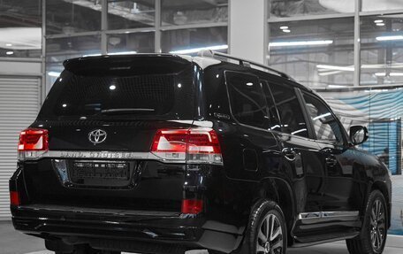 Toyota Land Cruiser 200, 2015 год, 4 699 000 рублей, 6 фотография