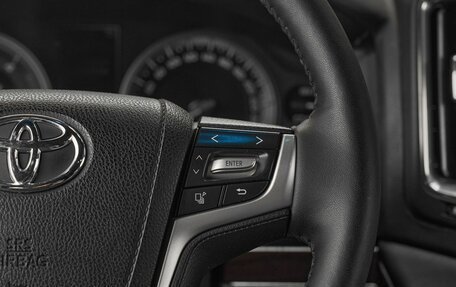 Toyota Land Cruiser 200, 2015 год, 4 699 000 рублей, 13 фотография