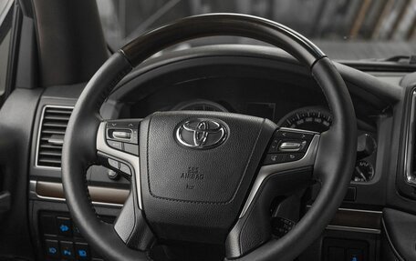 Toyota Land Cruiser 200, 2015 год, 4 699 000 рублей, 11 фотография