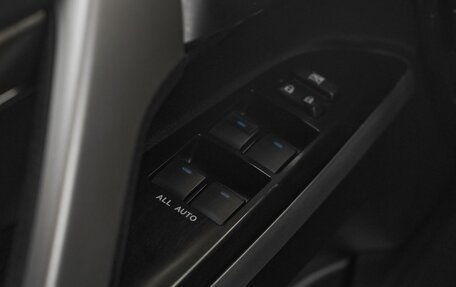 Toyota Land Cruiser 200, 2015 год, 4 699 000 рублей, 14 фотография