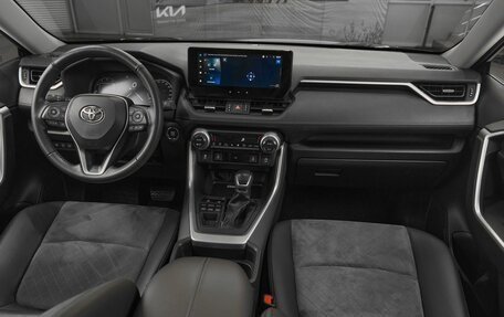Toyota RAV4, 2023 год, 3 449 000 рублей, 11 фотография
