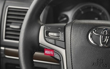Toyota Land Cruiser 200, 2015 год, 4 699 000 рублей, 12 фотография