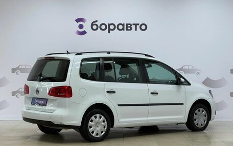 Volkswagen Touran III, 2014 год, 679 000 рублей, 3 фотография