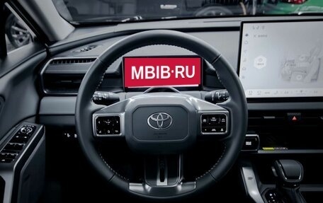 Toyota RAV4, 2026 год, 4 100 000 рублей, 22 фотография
