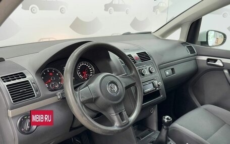 Volkswagen Touran III, 2014 год, 679 000 рублей, 7 фотография