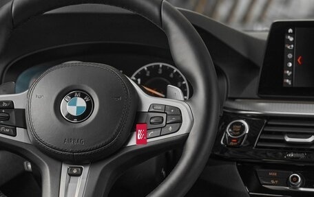 BMW 5 серия, 2019 год, 3 899 000 рублей, 13 фотография
