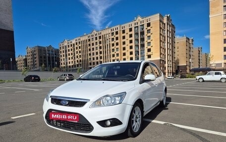 Ford Focus II рестайлинг, 2009 год, 300 000 рублей, 2 фотография