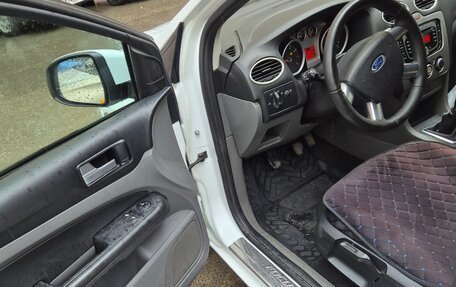 Ford Focus II рестайлинг, 2009 год, 300 000 рублей, 13 фотография