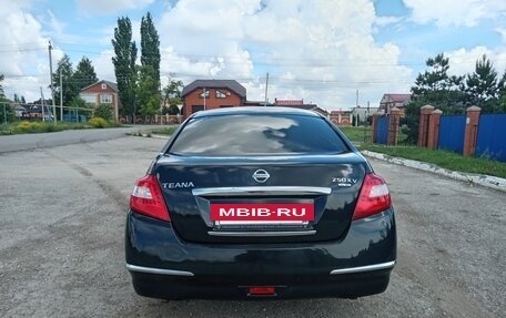 Nissan Teana, 2011 год, 900 000 рублей, 8 фотография