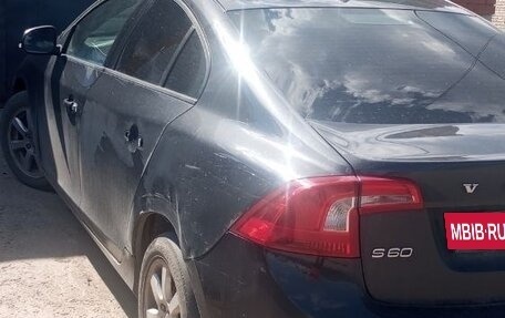 Volvo S60 III, 2011 год, 850 000 рублей, 4 фотография