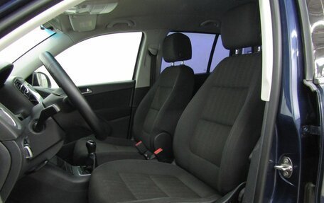 Volkswagen Tiguan I, 2012 год, 1 029 000 рублей, 13 фотография