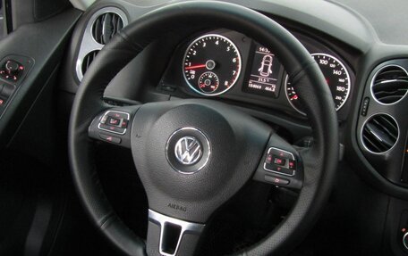 Volkswagen Tiguan I, 2012 год, 1 029 000 рублей, 18 фотография