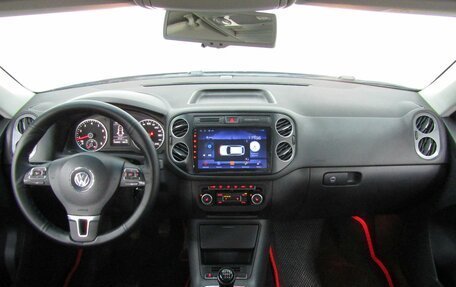 Volkswagen Tiguan I, 2012 год, 1 029 000 рублей, 17 фотография