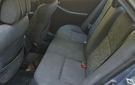 Toyota Corolla, 2004 год, 370 000 рублей, 17 фотография