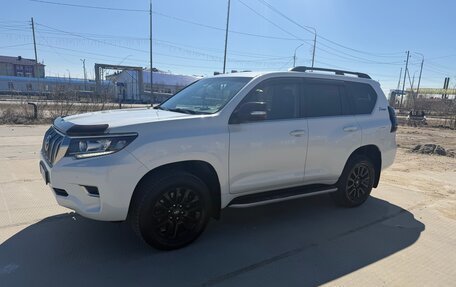 Toyota Land Cruiser Prado 150 рестайлинг 2, 2020 год, 7 200 000 рублей, 5 фотография