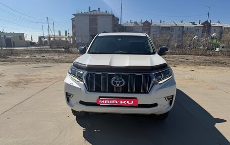 Toyota Land Cruiser Prado 150 рестайлинг 2, 2020 год, 7 200 000 рублей, 4 фотография