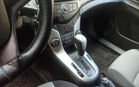 Chevrolet Cruze II, 2013 год, 700 000 рублей, 10 фотография