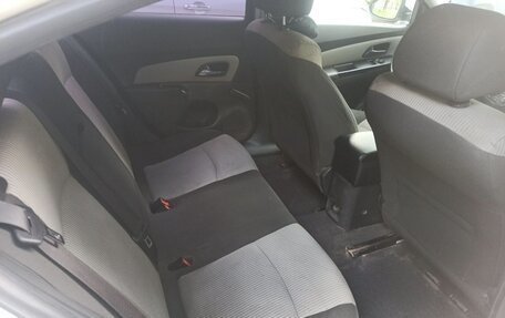 Chevrolet Cruze II, 2013 год, 700 000 рублей, 13 фотография