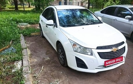 Chevrolet Cruze II, 2013 год, 700 000 рублей, 4 фотография