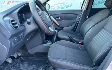 Renault Logan II, 2018 год, 699 000 рублей, 9 фотография