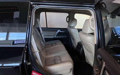 Toyota Land Cruiser 200, 2008 год, 2 599 000 рублей, 17 фотография