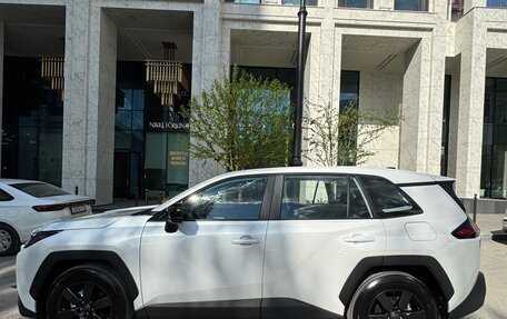 Toyota RAV4, 2025 год, 3 600 000 рублей, 3 фотография