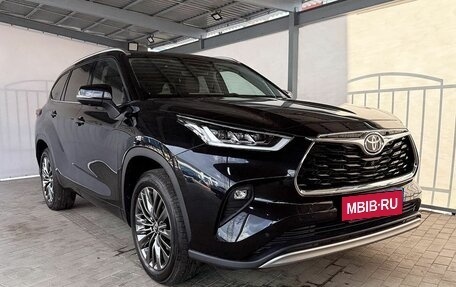 Toyota Highlander, 2026 год, 5 399 000 рублей, 7 фотография
