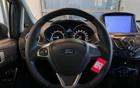 Ford Fiesta, 2016 год, 667 000 рублей, 10 фотография