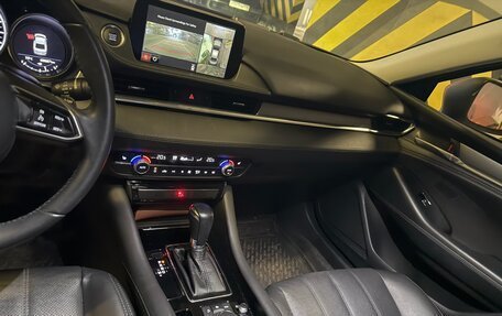 Mazda 6, 2022 год, 2 800 000 рублей, 10 фотография