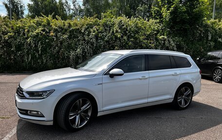 Volkswagen Passat B8 рестайлинг, 2015 год, 1 970 000 рублей, 16 фотография
