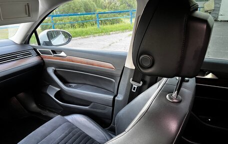 Volkswagen Passat B8 рестайлинг, 2015 год, 1 970 000 рублей, 26 фотография