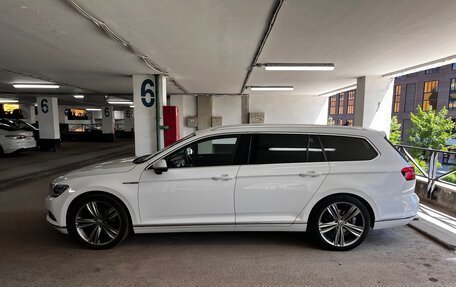 Volkswagen Passat B8 рестайлинг, 2015 год, 1 970 000 рублей, 21 фотография