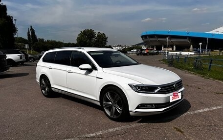 Volkswagen Passat B8 рестайлинг, 2015 год, 1 970 000 рублей, 17 фотография