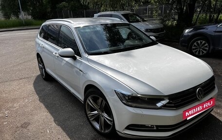Volkswagen Passat B8 рестайлинг, 2015 год, 1 970 000 рублей, 19 фотография