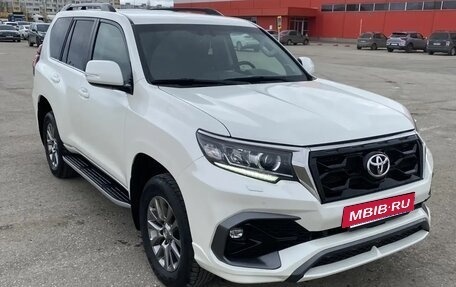Toyota Land Cruiser Prado 150 рестайлинг 2, 2020 год, 5 350 000 рублей, 2 фотография