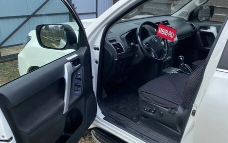 Toyota Land Cruiser Prado 150 рестайлинг 2, 2020 год, 5 350 000 рублей, 9 фотография