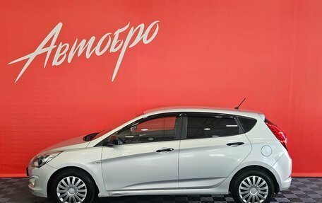 Hyundai Solaris II рестайлинг, 2015 год, 715 000 рублей, 2 фотография