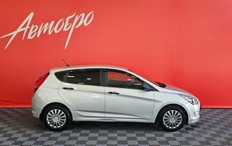Hyundai Solaris II рестайлинг, 2015 год, 715 000 рублей, 6 фотография