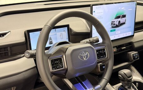 Toyota RAV4, 2026 год, 3 999 000 рублей, 19 фотография
